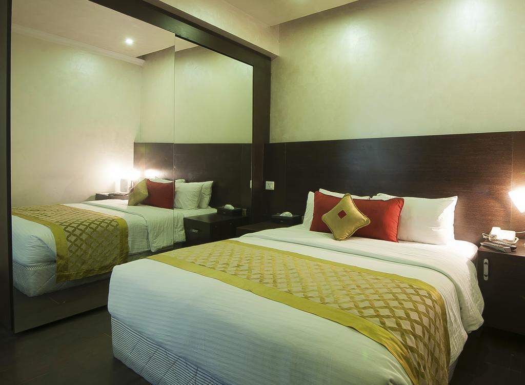 Jukaso Inn Pragati Maidan Yeni Delhi Oda fotoğraf