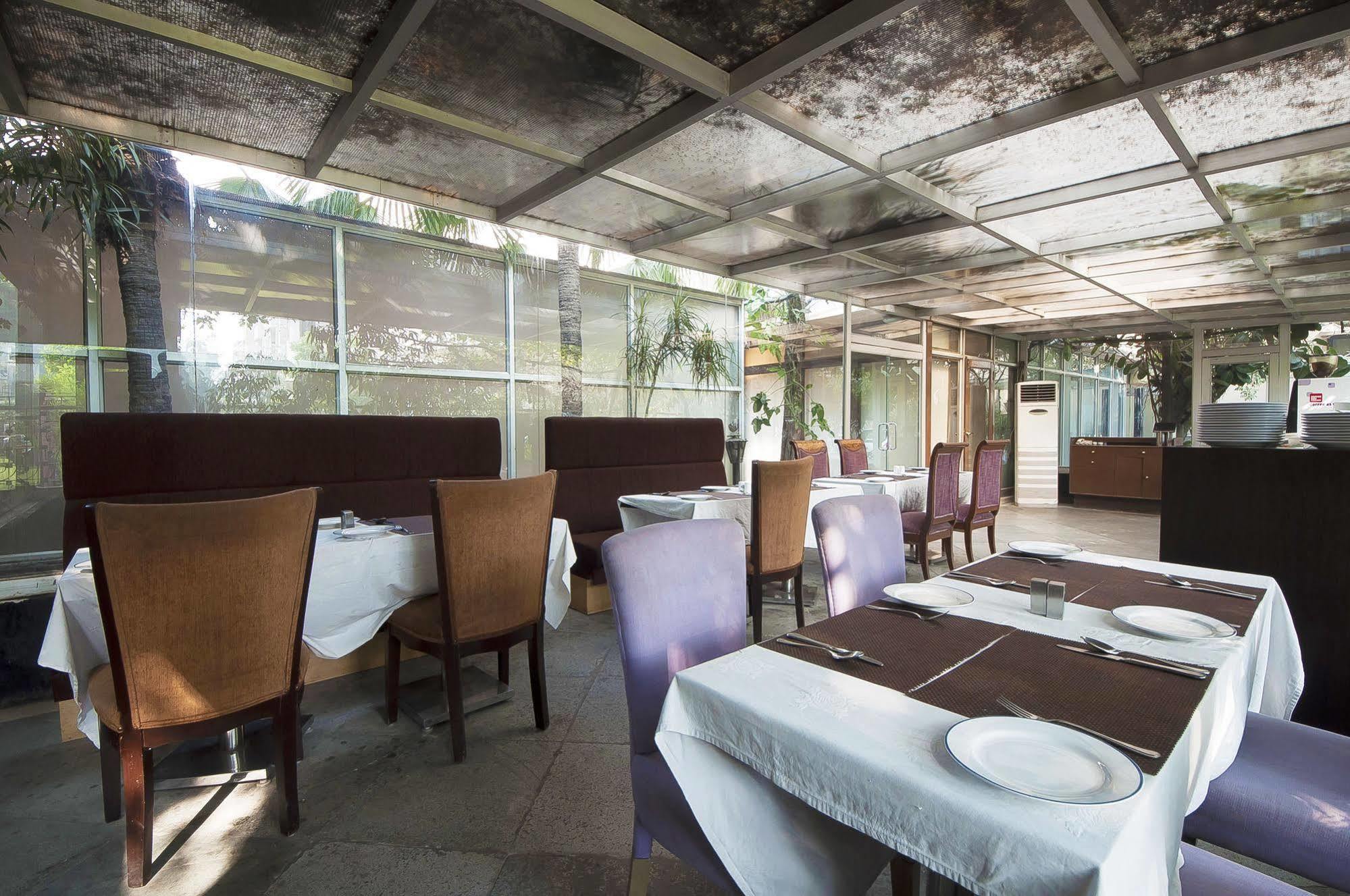 Jukaso Inn Pragati Maidan Yeni Delhi Dış mekan fotoğraf