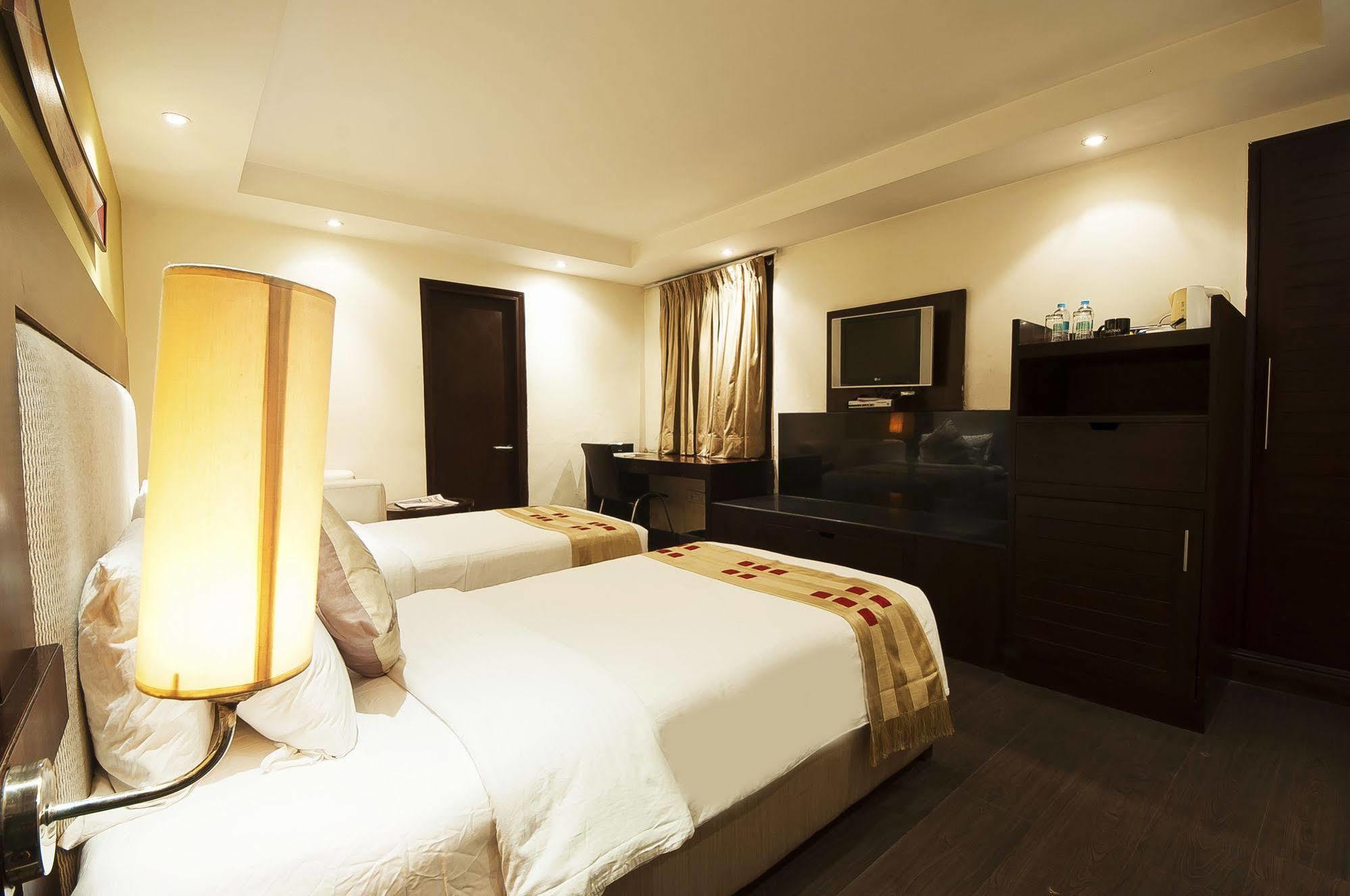 Jukaso Inn Pragati Maidan Yeni Delhi Dış mekan fotoğraf